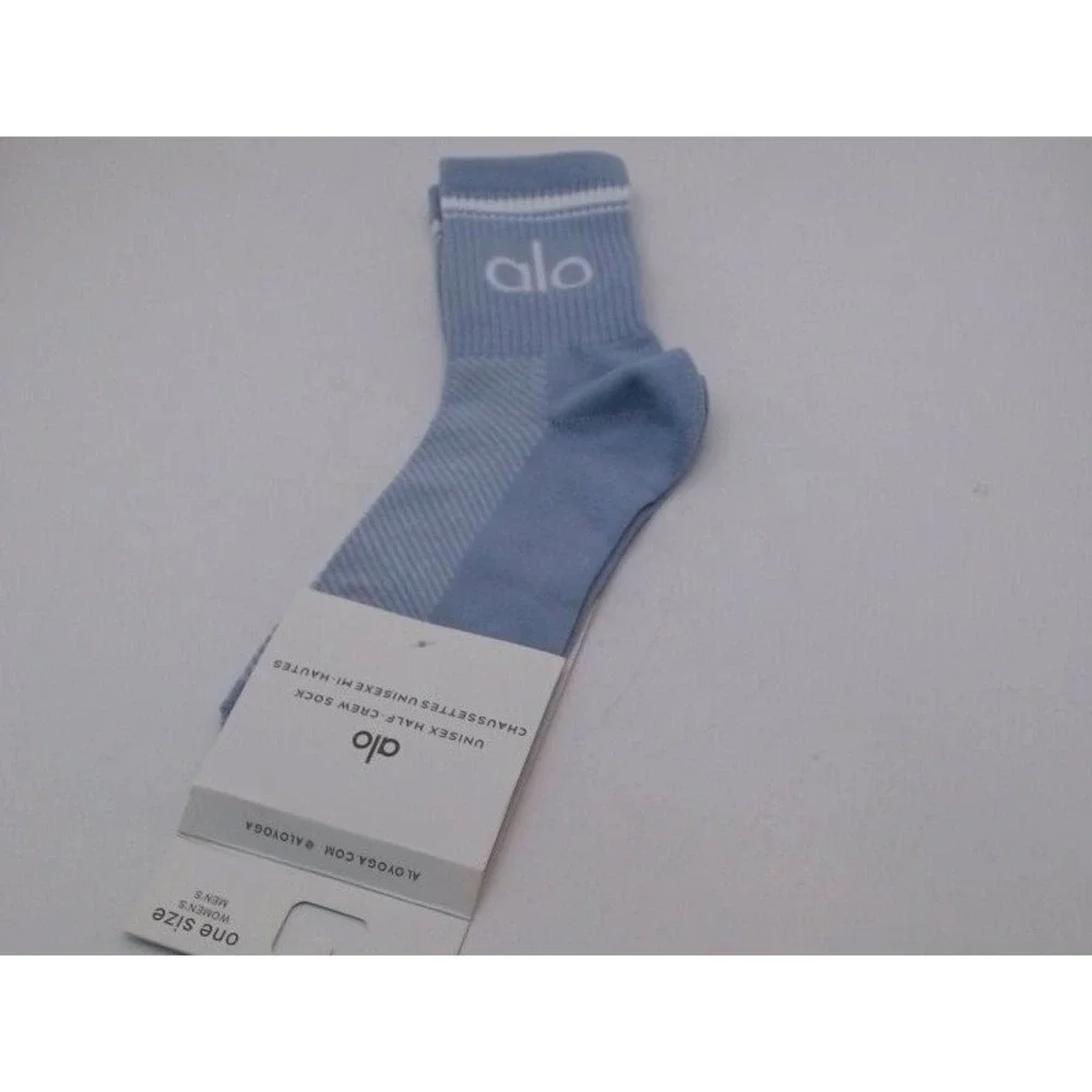 Alo - Unisex Half Crew Socks, One Size, Blue, BRAND NEW WITH TAGS